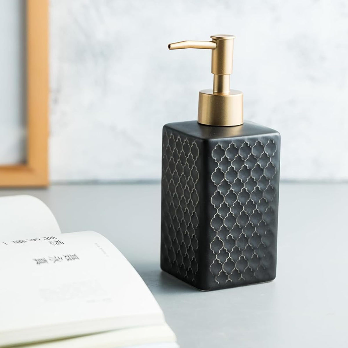 Kuber Industries Liquid Soap Dispenser | Stoneware | Bathroom Sanitizer,Shampoo Dispenser | Ceramic Handwash Bottle for Kitchen | Soap Dispenser for Wash Basin | Bathroom Accessories | 360ml (Black)