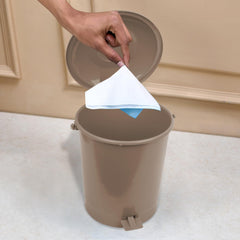 Heart Home Dustbin|Plastic Swinging Lid Dustbin|Pedal Dustbin with Lid|Dustbin for Kitchen|Wet & Dry Waste Pedal Dustbins|Trash Can|10 LTR|Brown