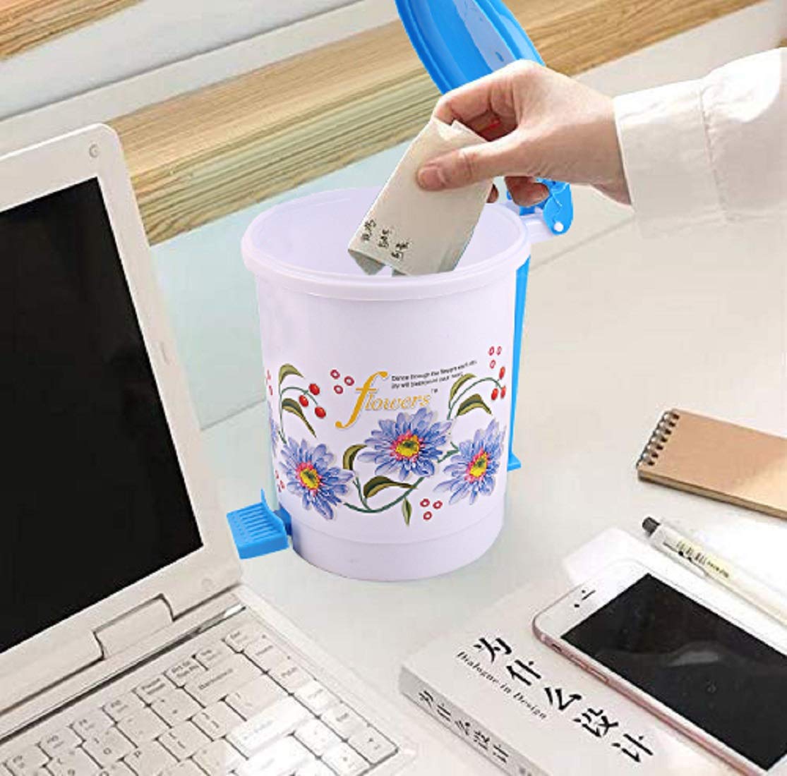 Kuber Industries Floral Design Plastic Dustbin, Small, Blue