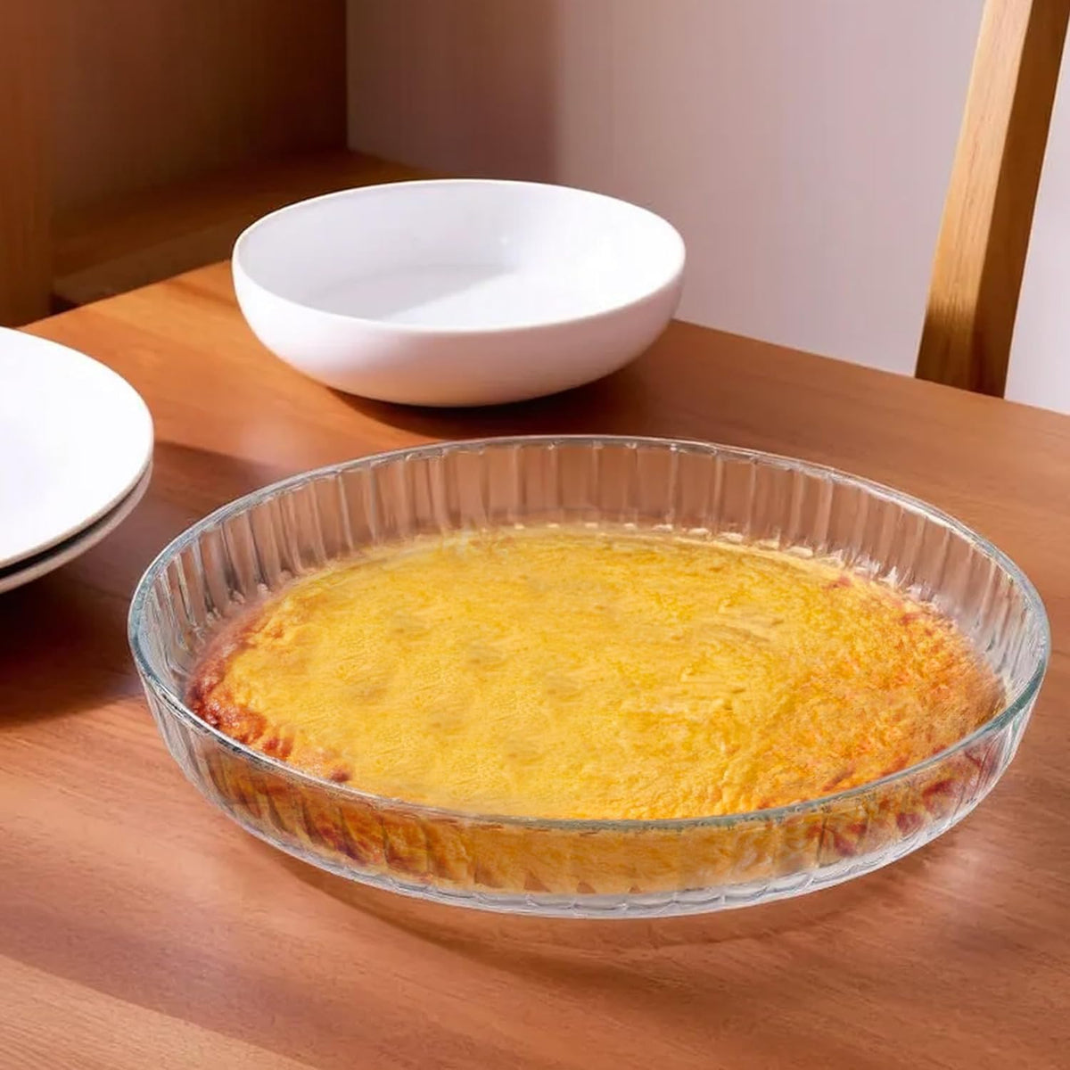 Kuber Industries 1600 ml Borosilicate Glass Baking Tray | Transparent Microwave Oven Safe Utensils | Round Bread Moulds for Baking | Dishwasher & Freezer Safe | Multipurpose use Serving Tray