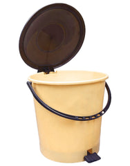 Kuber Industries Plastic Pedal Dustbin/Wastebin With Handle, 5 Liter (Yellow & Black)-47KM0907