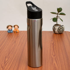 Heart Home Stainless Steel BPA Free Drinking Bottle, Leakproof Gym Bottle, Ideal for Sports, Bike, Running, Hiking With Lid Sipper, 700ml (Silver)