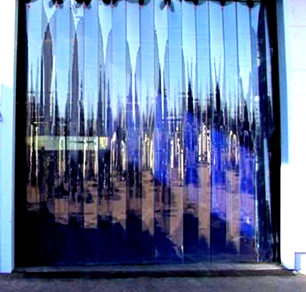 Kuber Industries PVC Plastic 3 Strips Transparent 0.50 mm AC Door Curtain (Width-54 Inches X Height-96 Inches, 8 Feet)