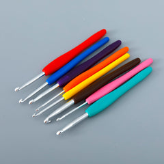 Kuber Industries Crochet Hook Needle Set of 53 with Case|Ergonomic Sewing Knitting Needle Kit (Transparent)