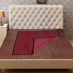 Kuber Industries Checkered Design Microfiber Food Mat Mattress Protector Bed Server (Maroon)