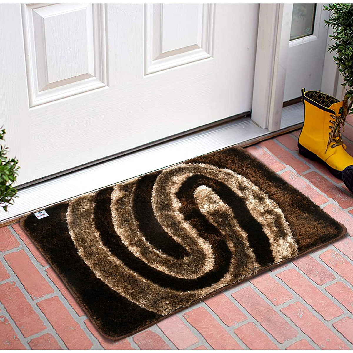 Heart Home Wave Design Velvet Doormat (Brown)